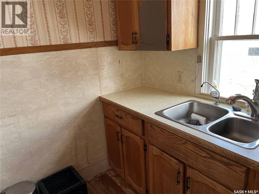 133 2nd STREET E, Lafleche, photo 6