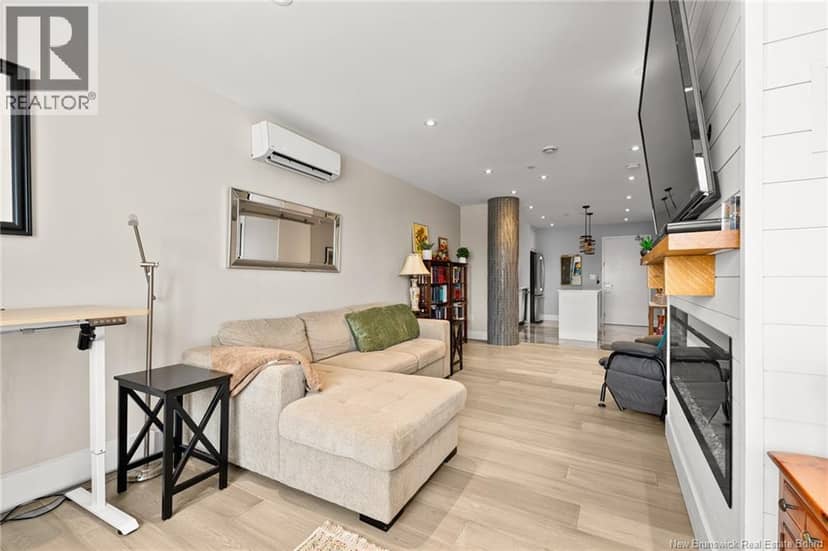 55 Queen Street Unit# 702 — photo 16 of 39