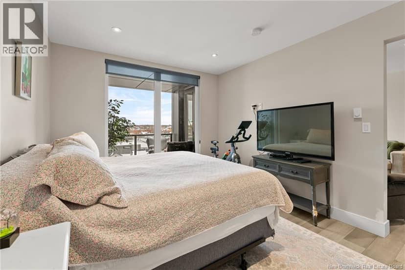 55 Queen Street Unit# 702 — photo 23 of 39