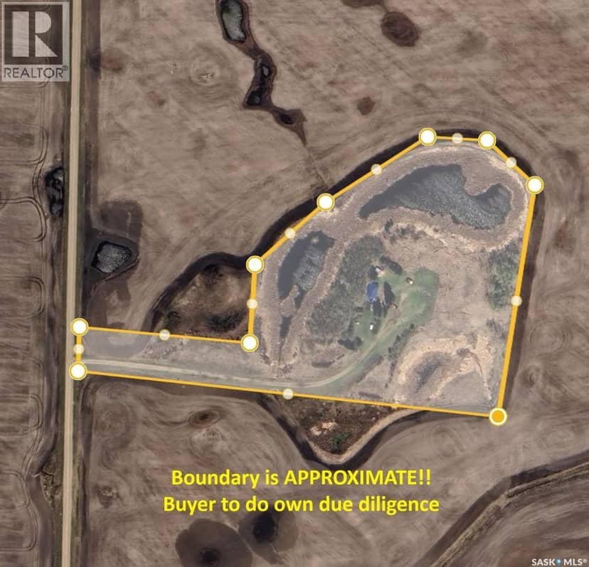 14.9 AC acreage NE Sask — photo 2 of 17