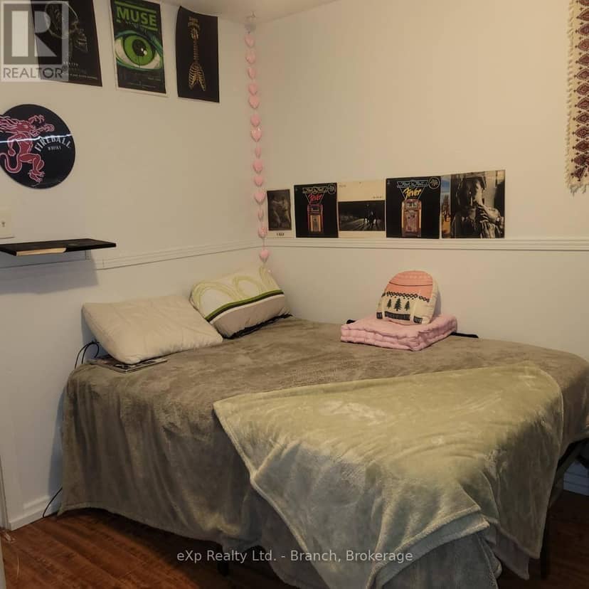29 Woods Street — photo 14 of 24