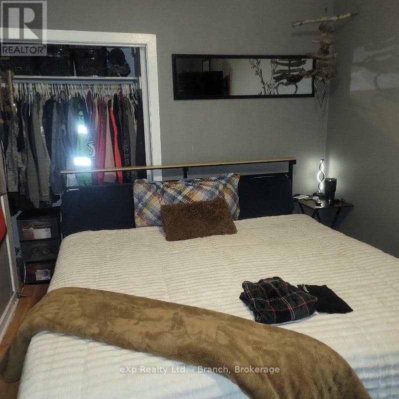 29 Woods Street — photo 18 of 24