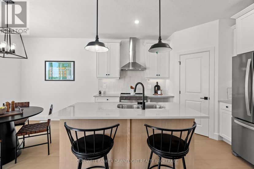 17 - 147 Scotts Drive — photo 12 of 40