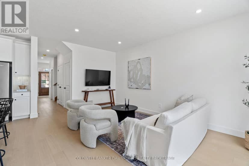 17 - 147 Scotts Drive — photo 17 of 40