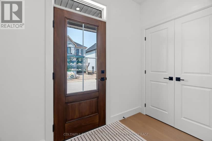 17 - 147 Scotts Drive, Lucan Biddulph, photo 3