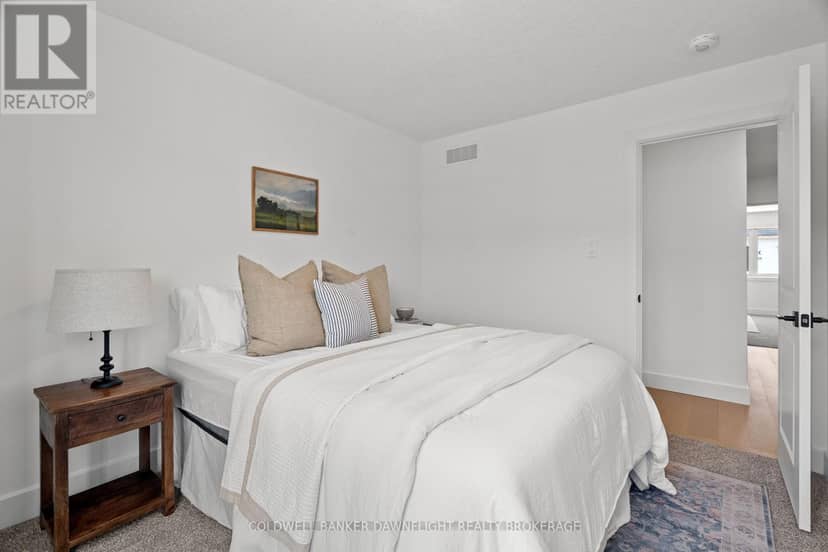 17 - 147 Scotts Drive — photo 32 of 40