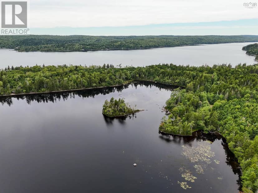 Level Spot Lake — photo 15 of 19