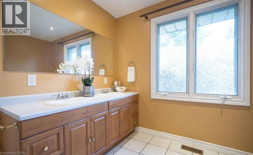 385 MOUNT PLEASANT Road — photo 17 of 33