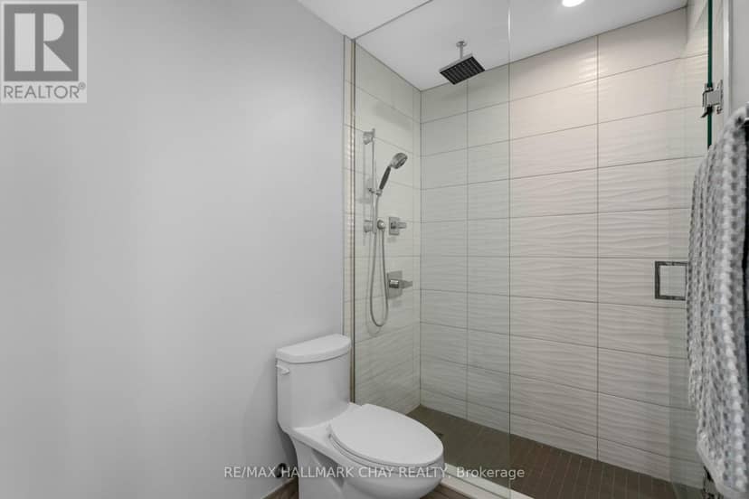 #G01 - 80 Horseshoe Boulevard — photo 22 of 29