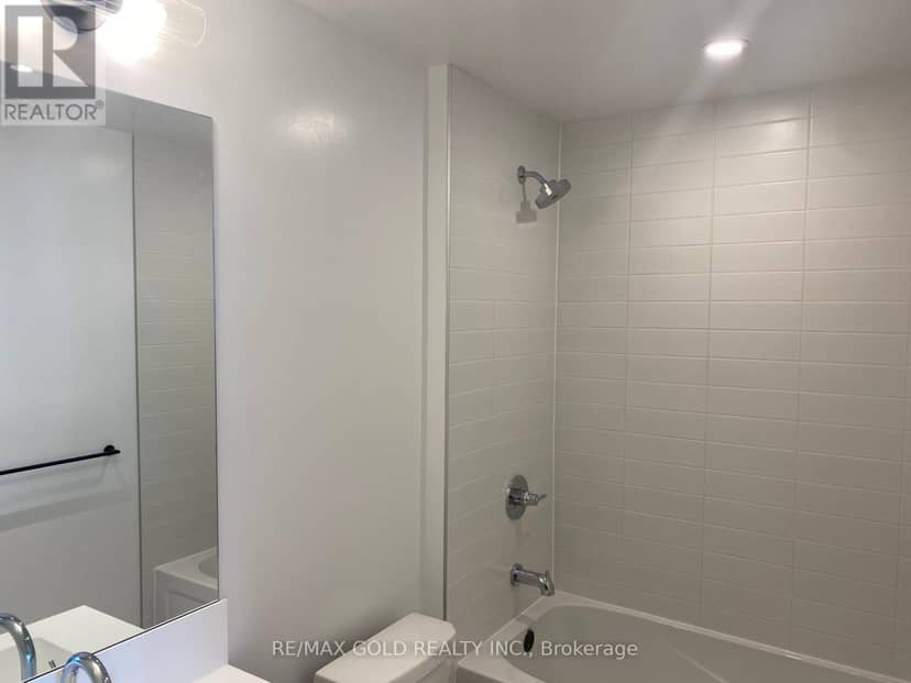 301 - 10 Lagerfeld Drive — photo 9 of 40
