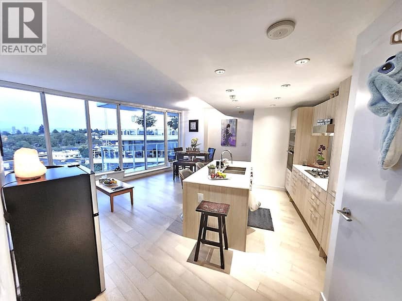 809 4638 GLADSTONE STREET, Vancouver, photo 2