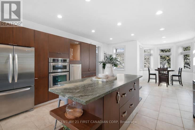 1659 Hamilton Road — photo 15 of 40