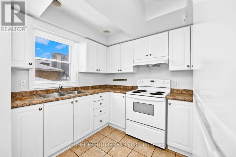 4 Units W/20 Rms - 327 Spruce Street — photo 11 of 23