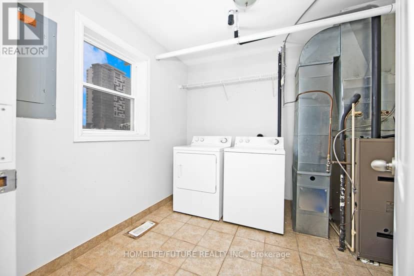 4 Units W/20 Rms - 327 Spruce Street — photo 20 of 23