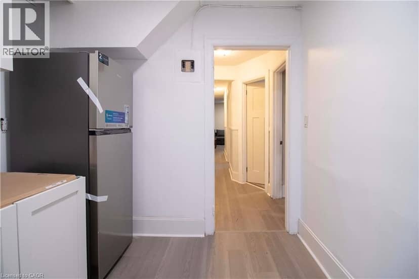417 KING Street W, Hamilton, photo 7