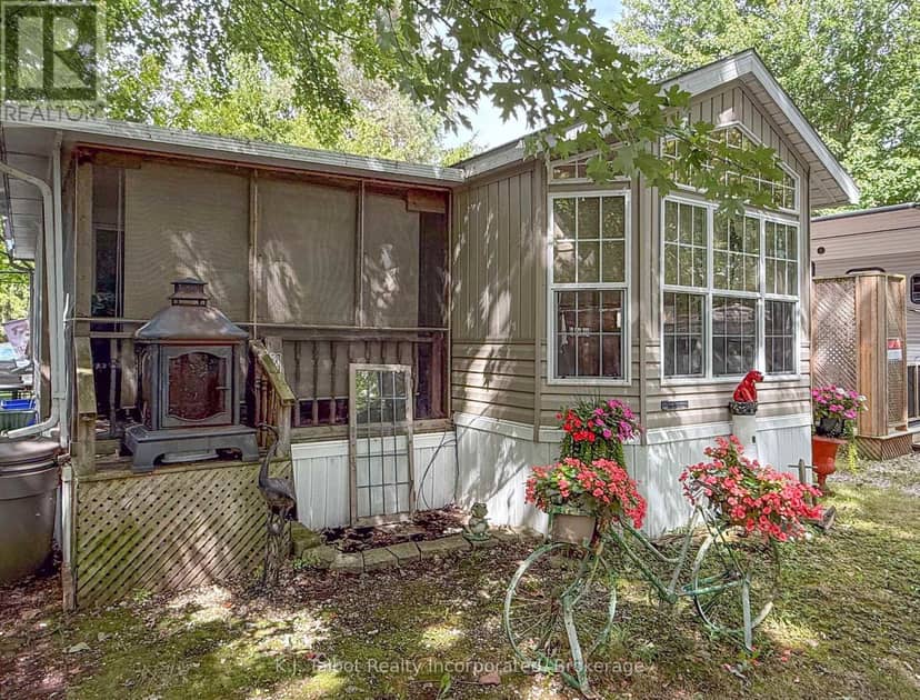 36 Beacon Ln - 77719 Bluewater Highway, Bluewater
