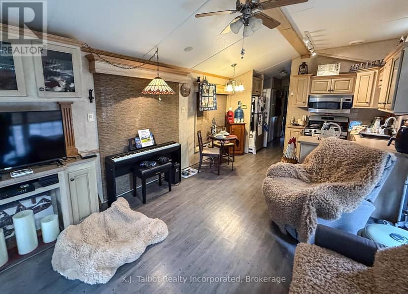 36 Beacon Ln - 77719 Bluewater Highway, Bluewater, photo 4