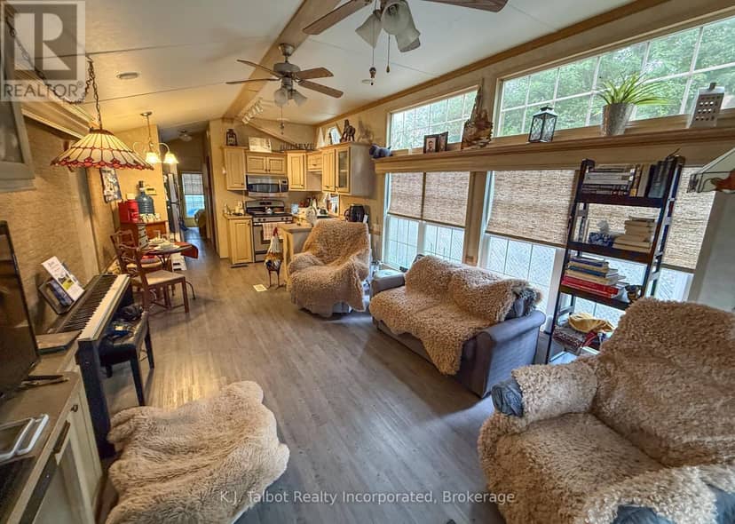 36 Beacon Ln - 77719 Bluewater Highway, Bluewater, photo 5