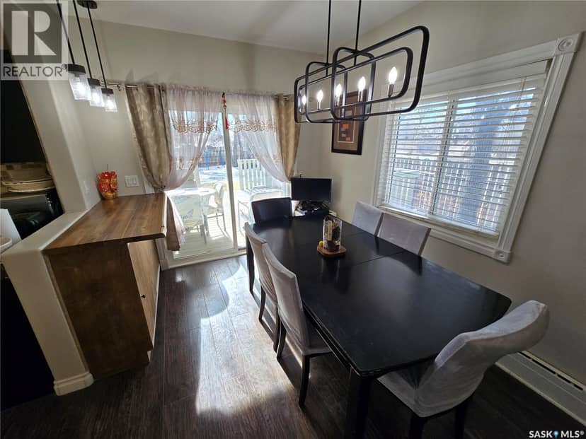 2 Prairie AVENUE — photo 10 of 40
