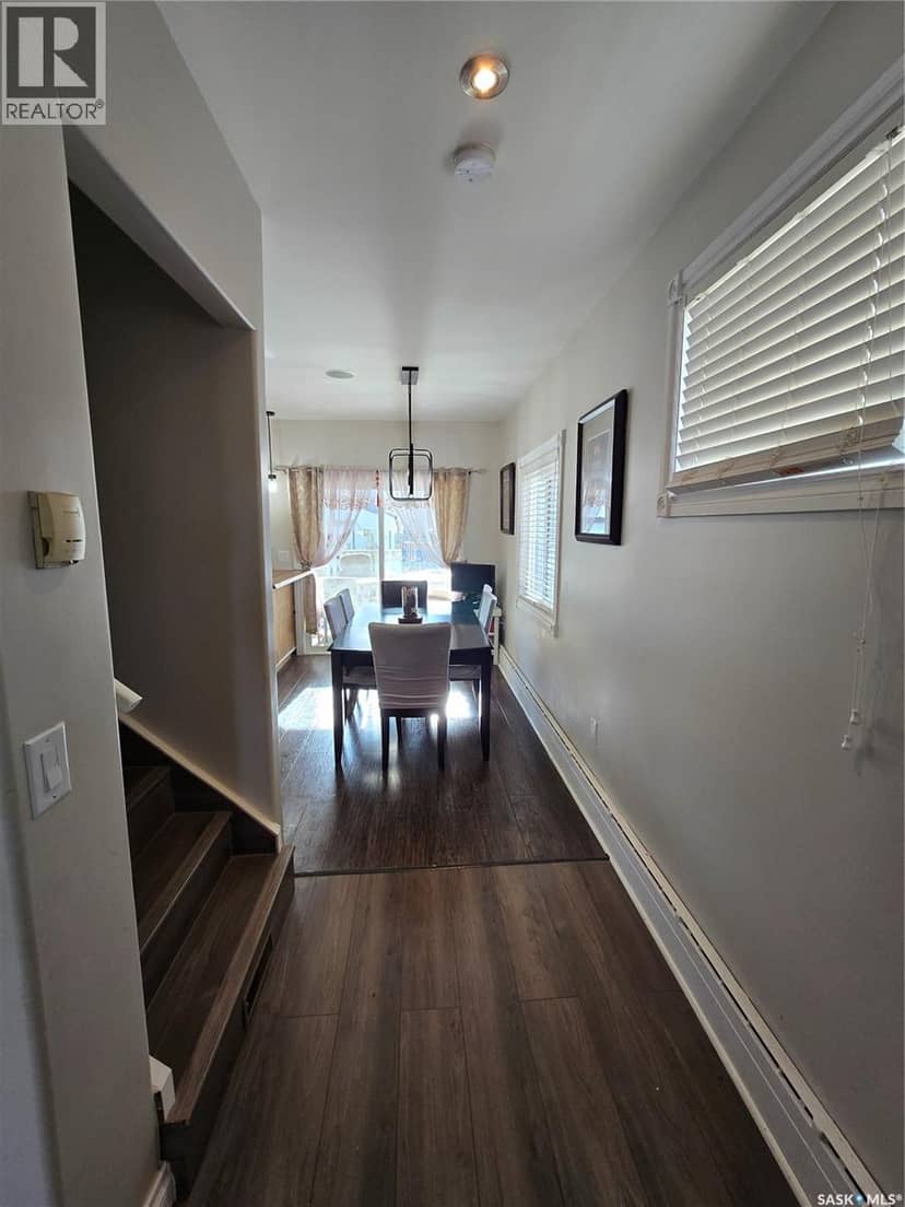 2 Prairie AVENUE — photo 8 of 40