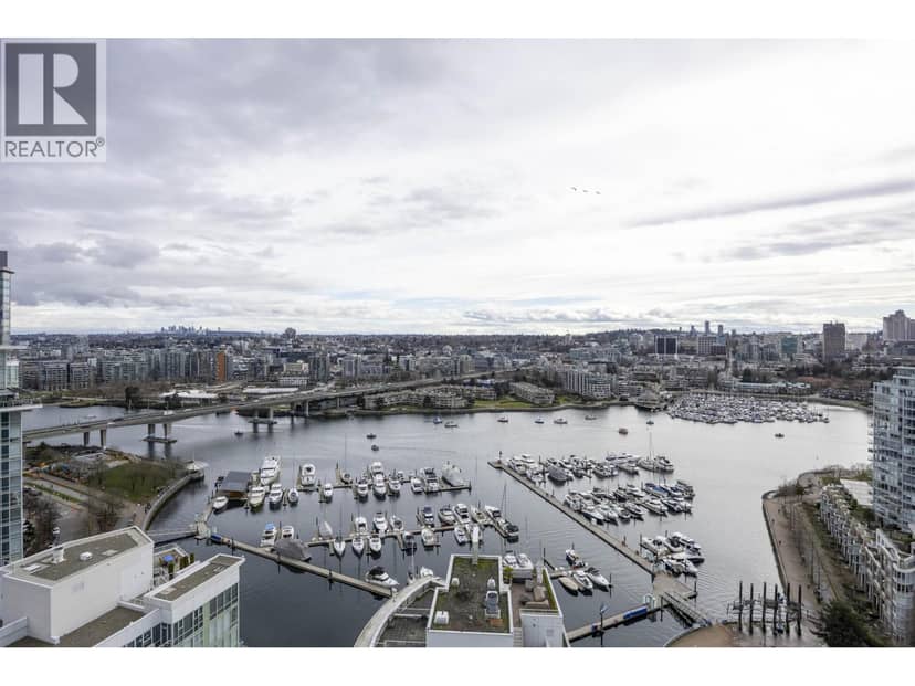 2907 198 AQUARIUS MEWS, Vancouver, photo 3