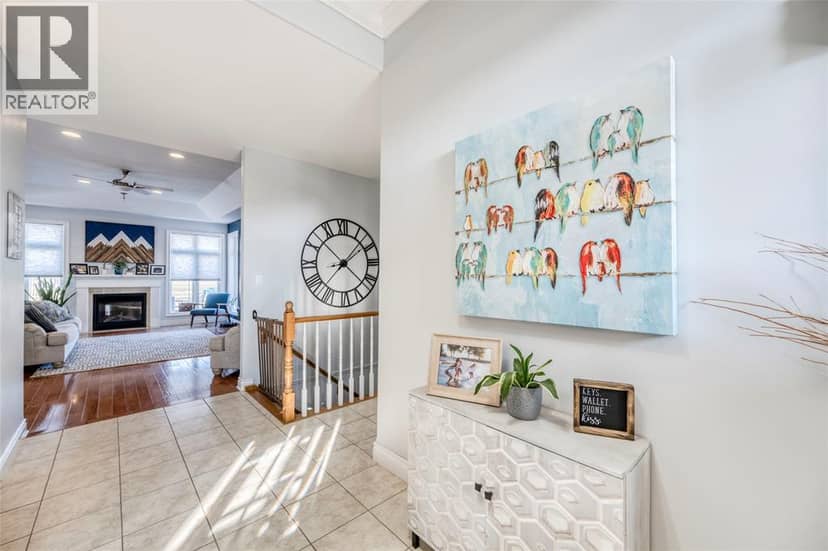 4294 Garden Crescent, Petrolia, photo 7
