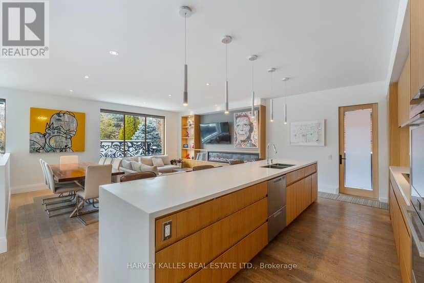 B - 34 Coulson Avenue — photo 10 of 38