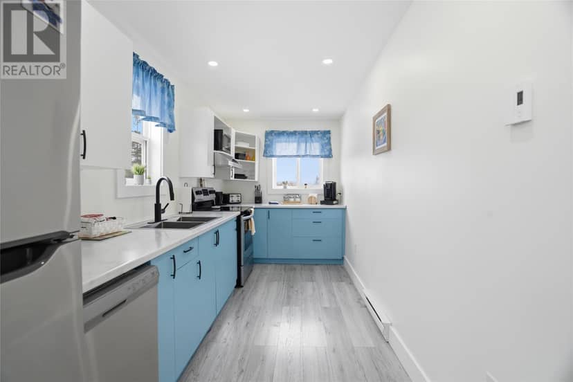 62-64 Greenwood Street — photo 12 of 24