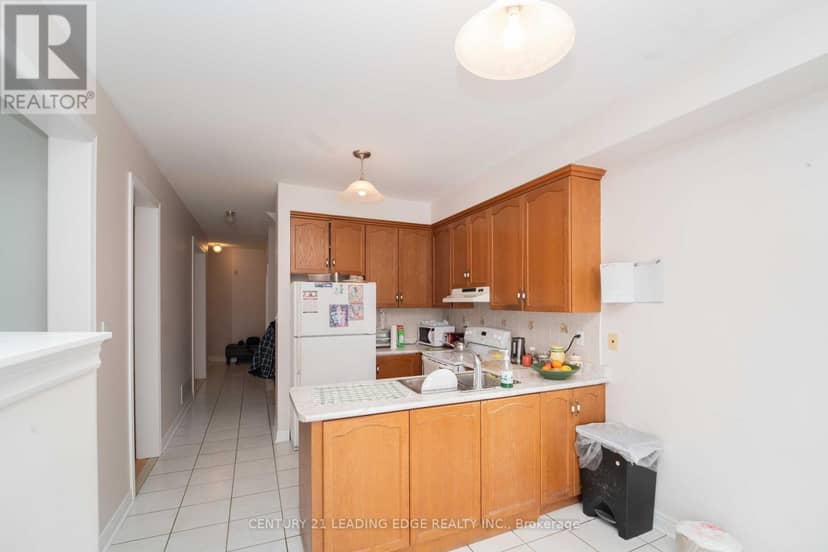 21 Summerlea Street — photo 9 of 40