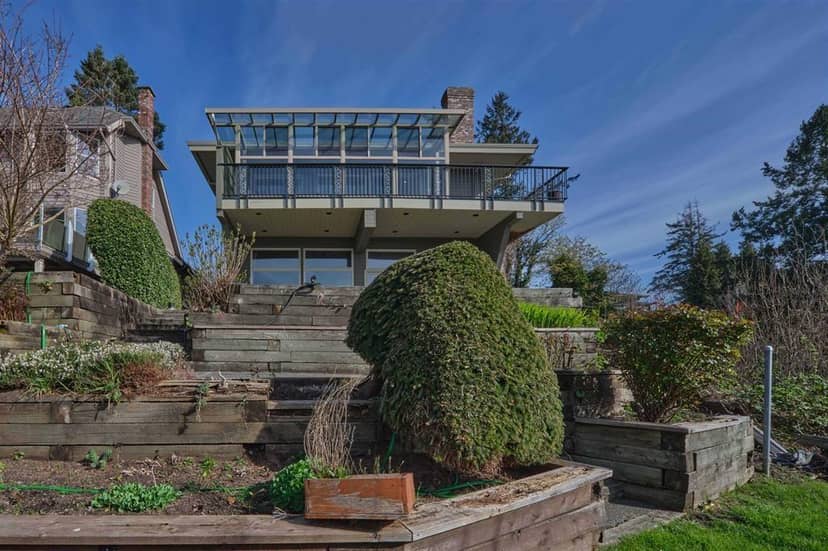 13026 13 AVENUE, Surrey, photo 2