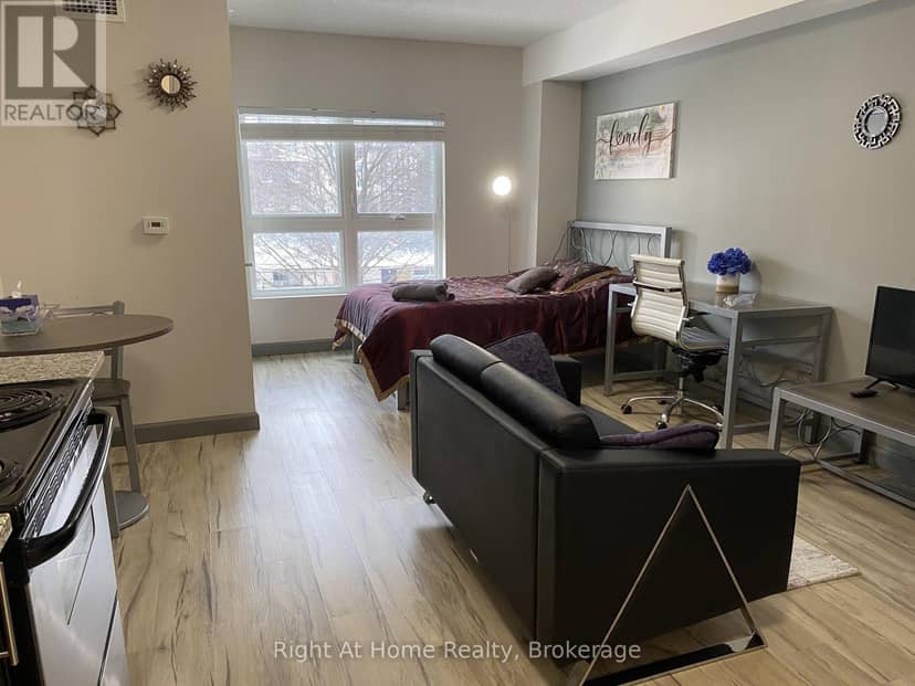 1710 - 258A Sunview Street — photo 4 of 20