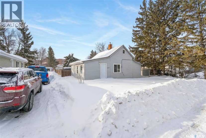 313 Burns AVENUE W, Melfort, photo 2