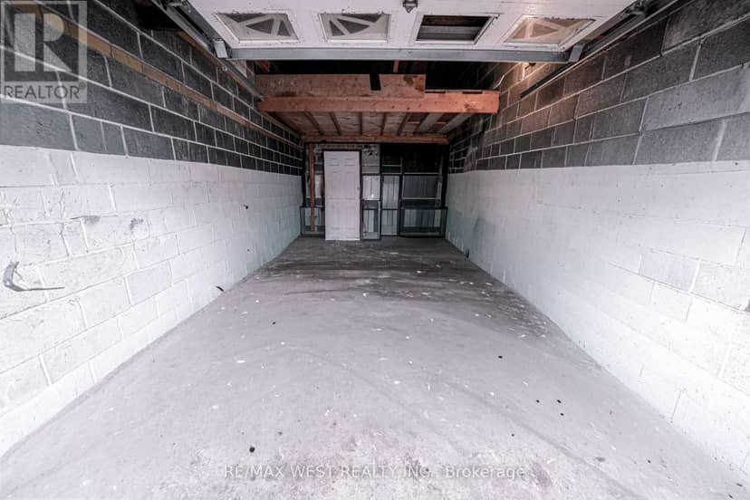812 Kennedy Road — photo 25 of 29