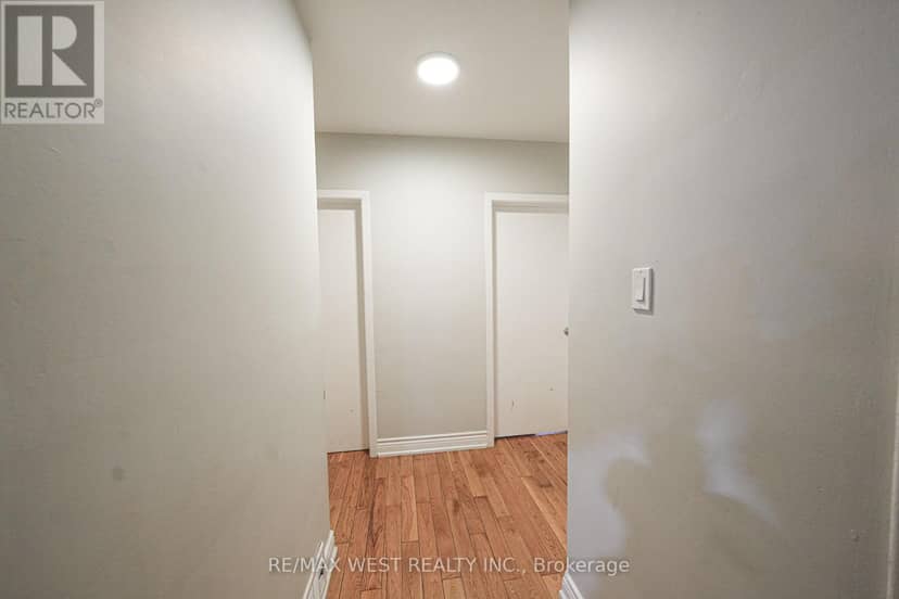 812 Kennedy Road — photo 9 of 29