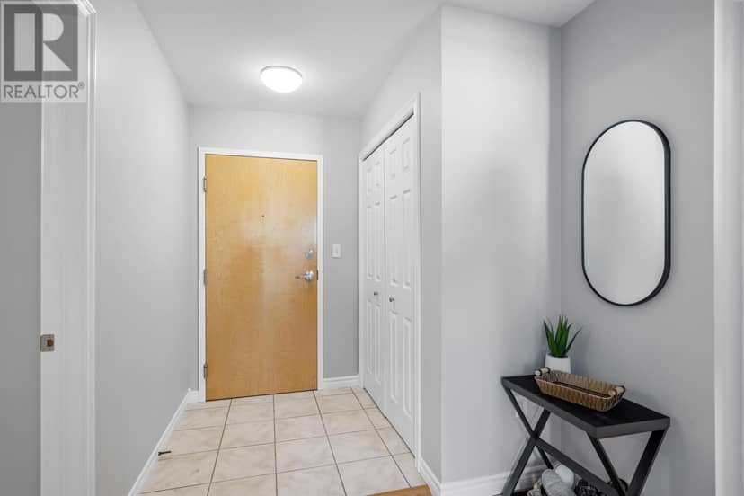 306 49 Burns Avenue — photo 6 of 40