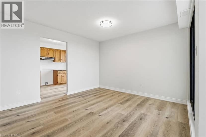 432 MAIN Street E Unit# 902 — photo 16 of 40