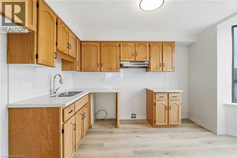 432 MAIN Street E Unit# 902 — photo 19 of 40