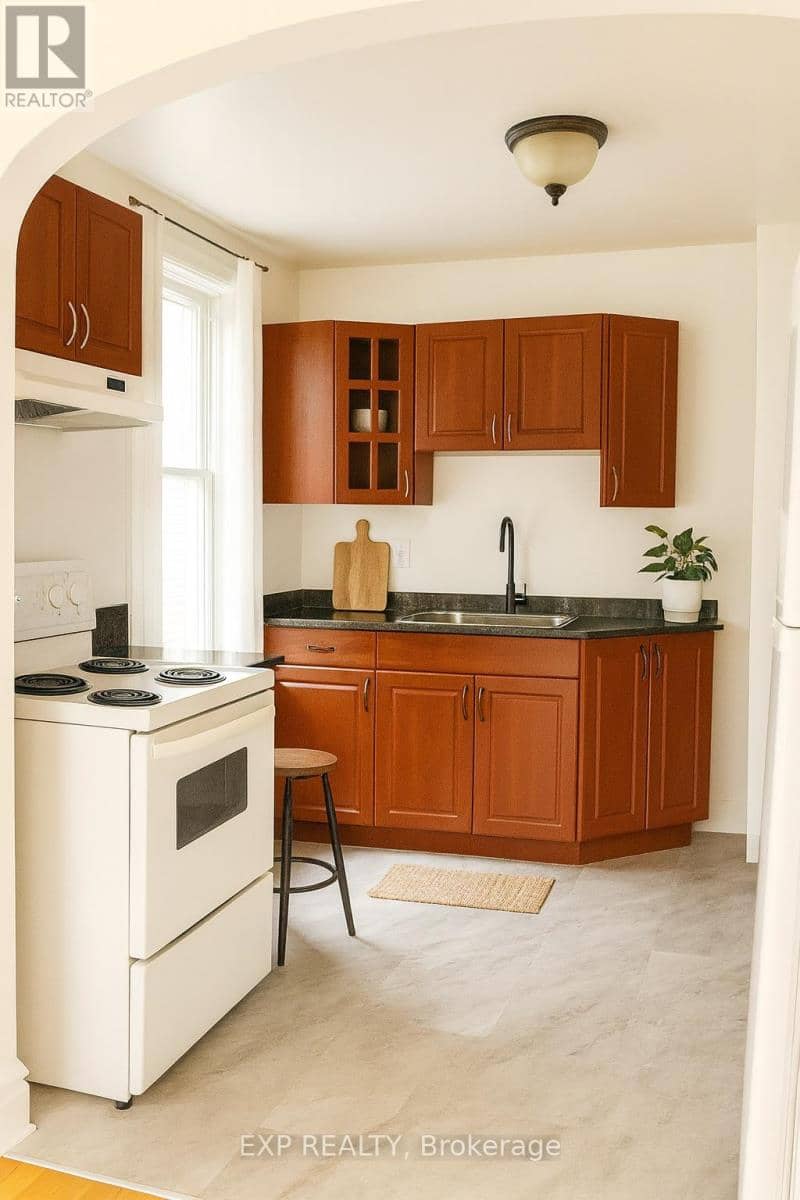 446 Cambridge Street S — photo 4 of 40
