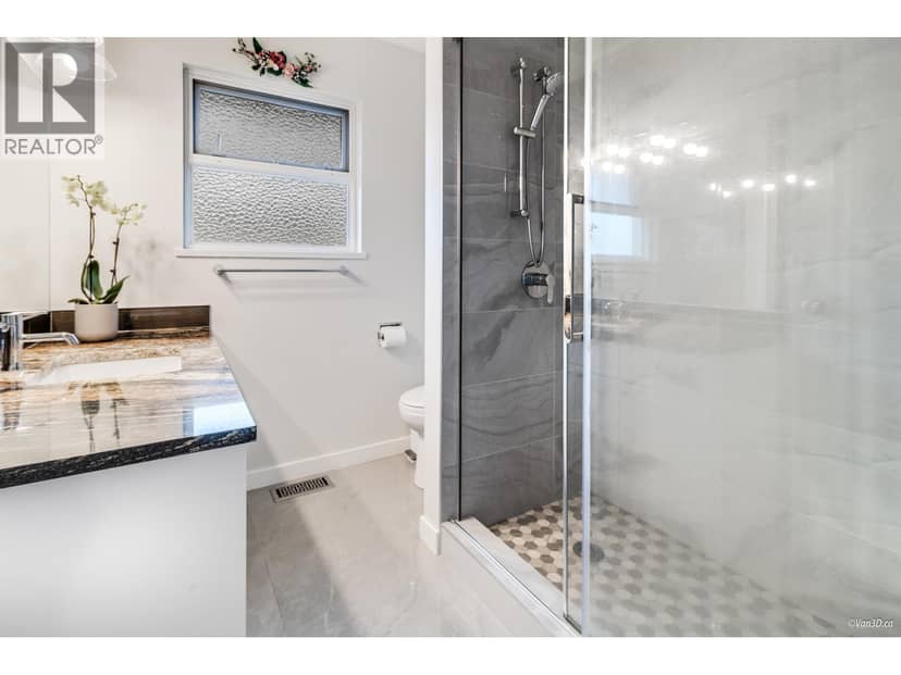 6555 ST. CHARLES PLACE, Burnaby, photo 4