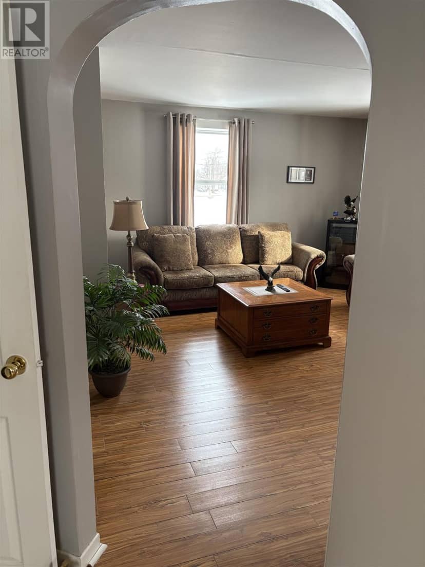 35 MAIN Drive — photo 12 of 25