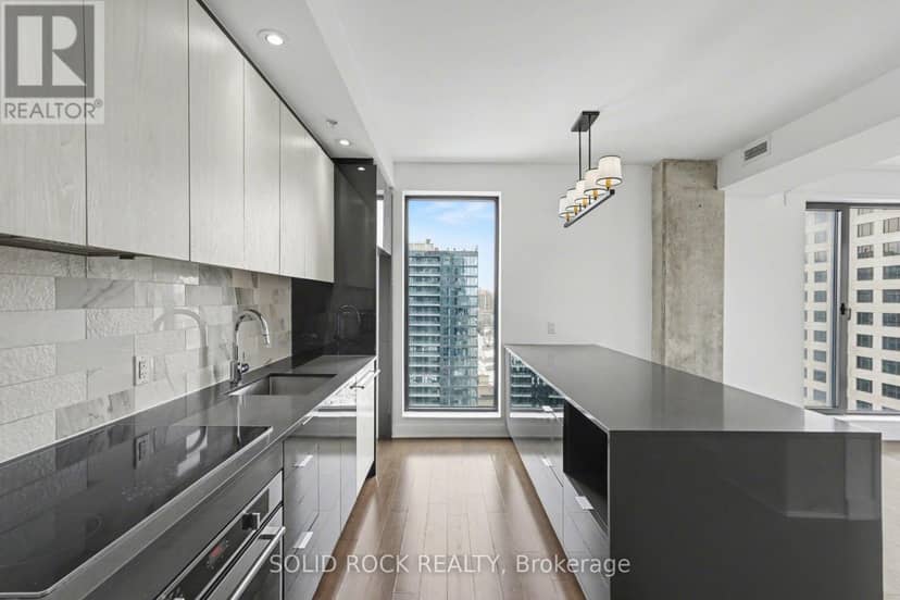 1606 - 20 Daly Avenue — photo 16 of 30