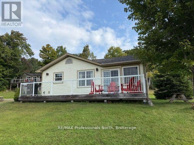126-5 - 1052 Rat Bay Road S, Lake of Bays