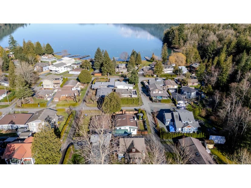 1809 CAROL ROAD, Cultus Lake South, Lindell Beach