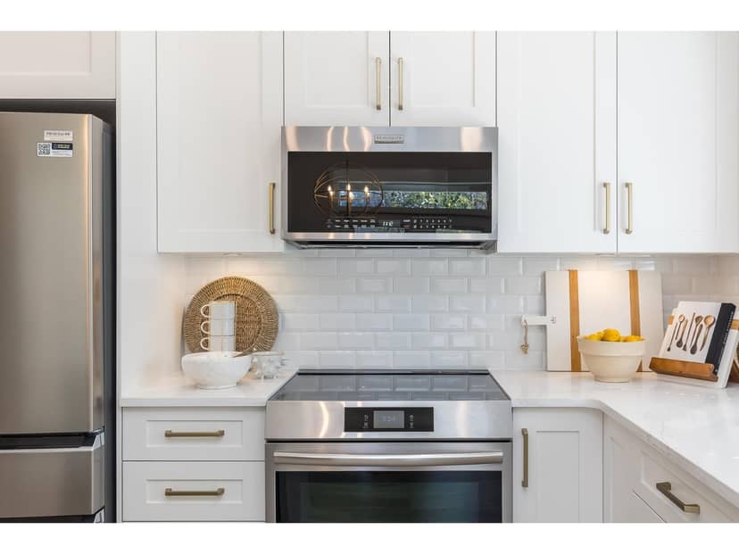 102 6211 CHILLIWACK RIVER ROAD, Sardis South, Chilliwack