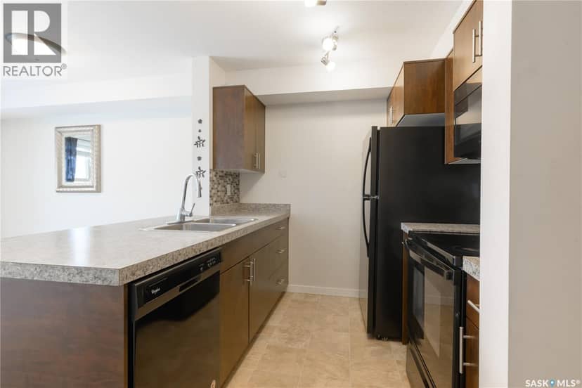 1121 5500 Mitchinson WAY — photo 9 of 25