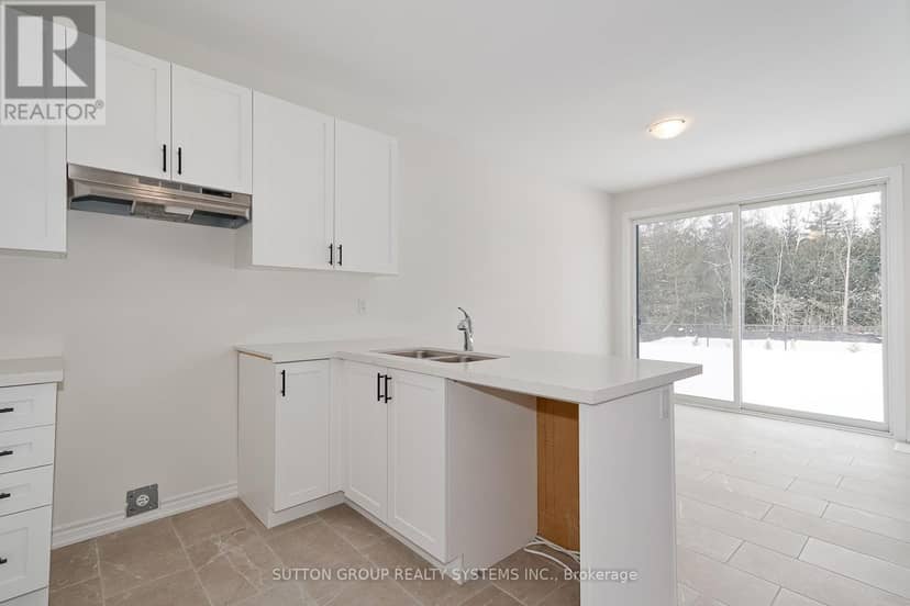 146 Roseanne Circle — photo 10 of 31