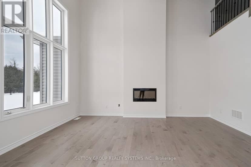 146 Roseanne Circle — photo 3 of 31
