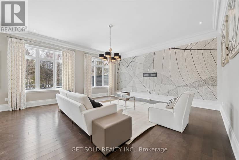 8 Thornhill Avenue — photo 16 of 40
