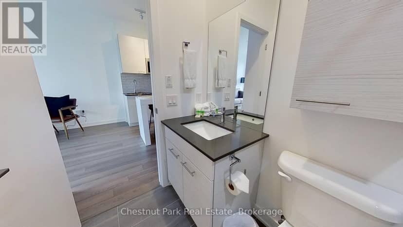 410 - 120 Carrick Trail — photo 12 of 37