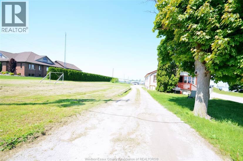 325 Talbot Street W, Leamington, photo 2